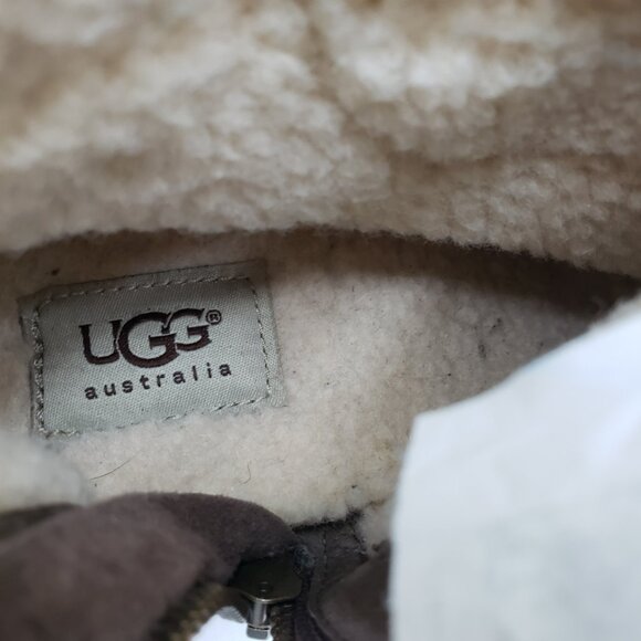 UGG Blayre II Boots 7 Womens Shearling Leather Buckle Strap Brown - Picture 11 of 12